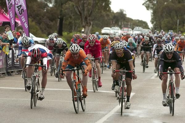 Pearson edges out Harrif Saleh (Malaysian National Team) and Anthony Giacoppo (Plan B Racing) to win stage six.
