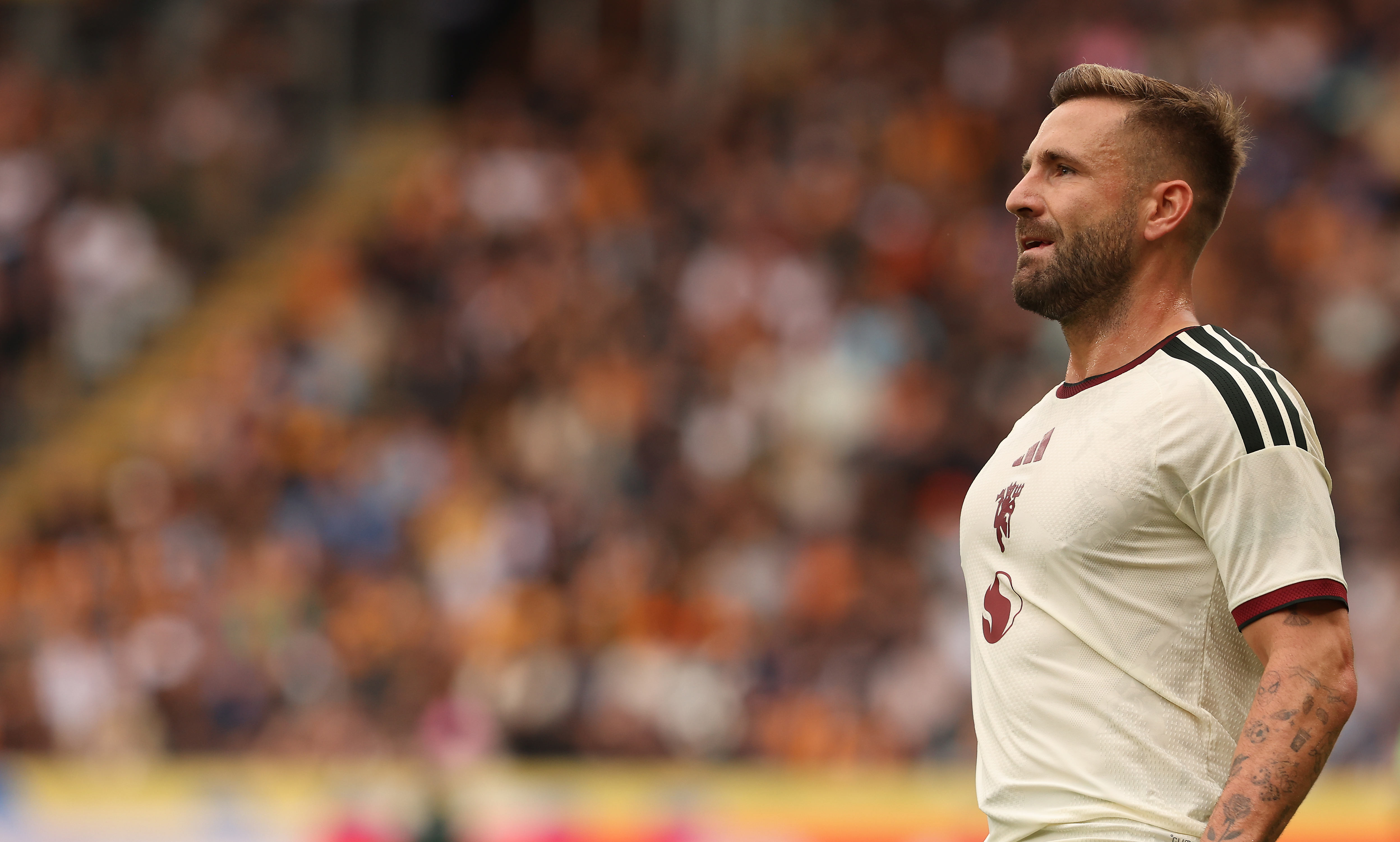 Manchester United's Luke Shaw during the Premier League 2026/27 match between Hull City and Manchester United at MKM Stadium on August 22, 2026 in Hull, England.