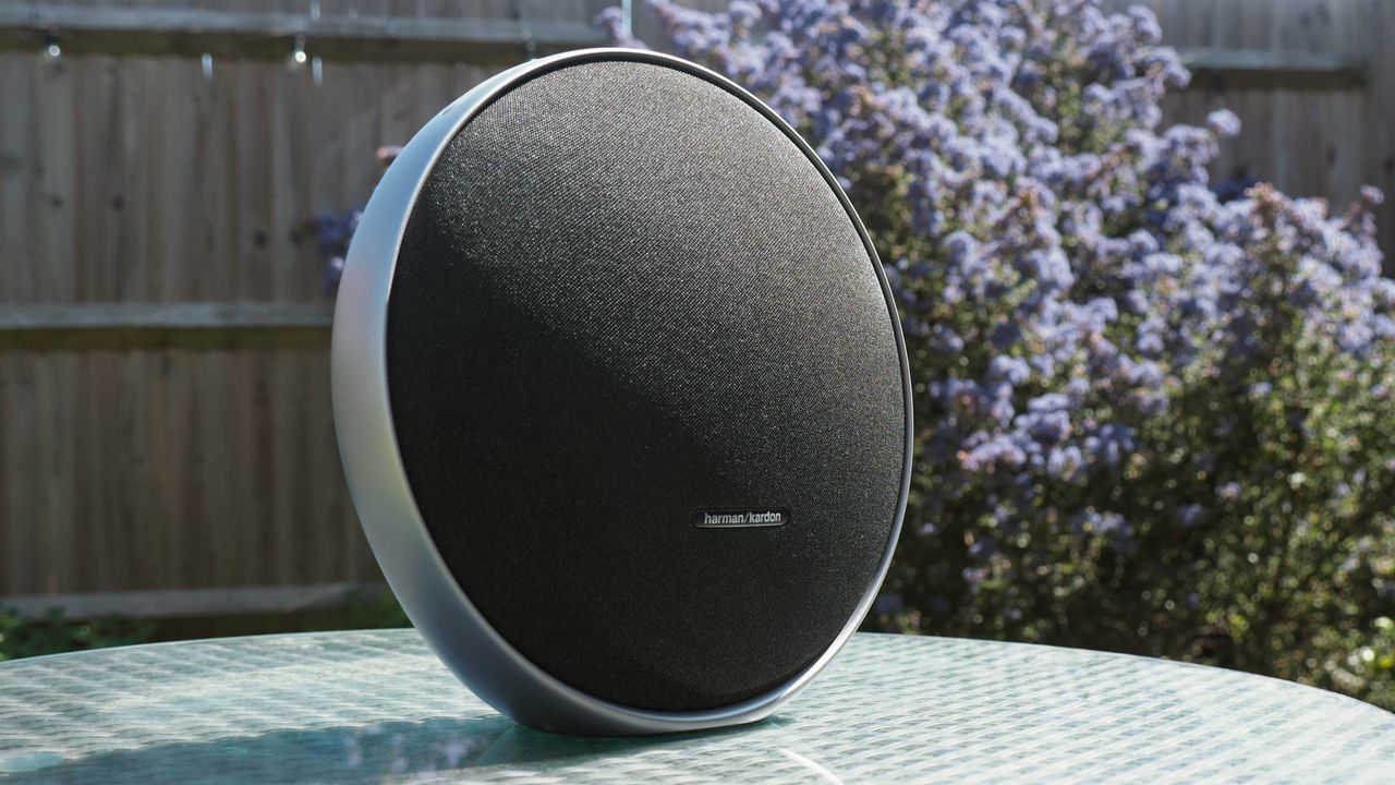 Harman Kardon Onyx Studio 9 review