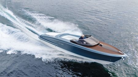 Riva El-Iseo electric motor yacht