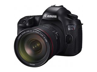 Chris' favourite camera is the EOS 5DS R, a 50.6MP full frame CMOS sensor DSLR