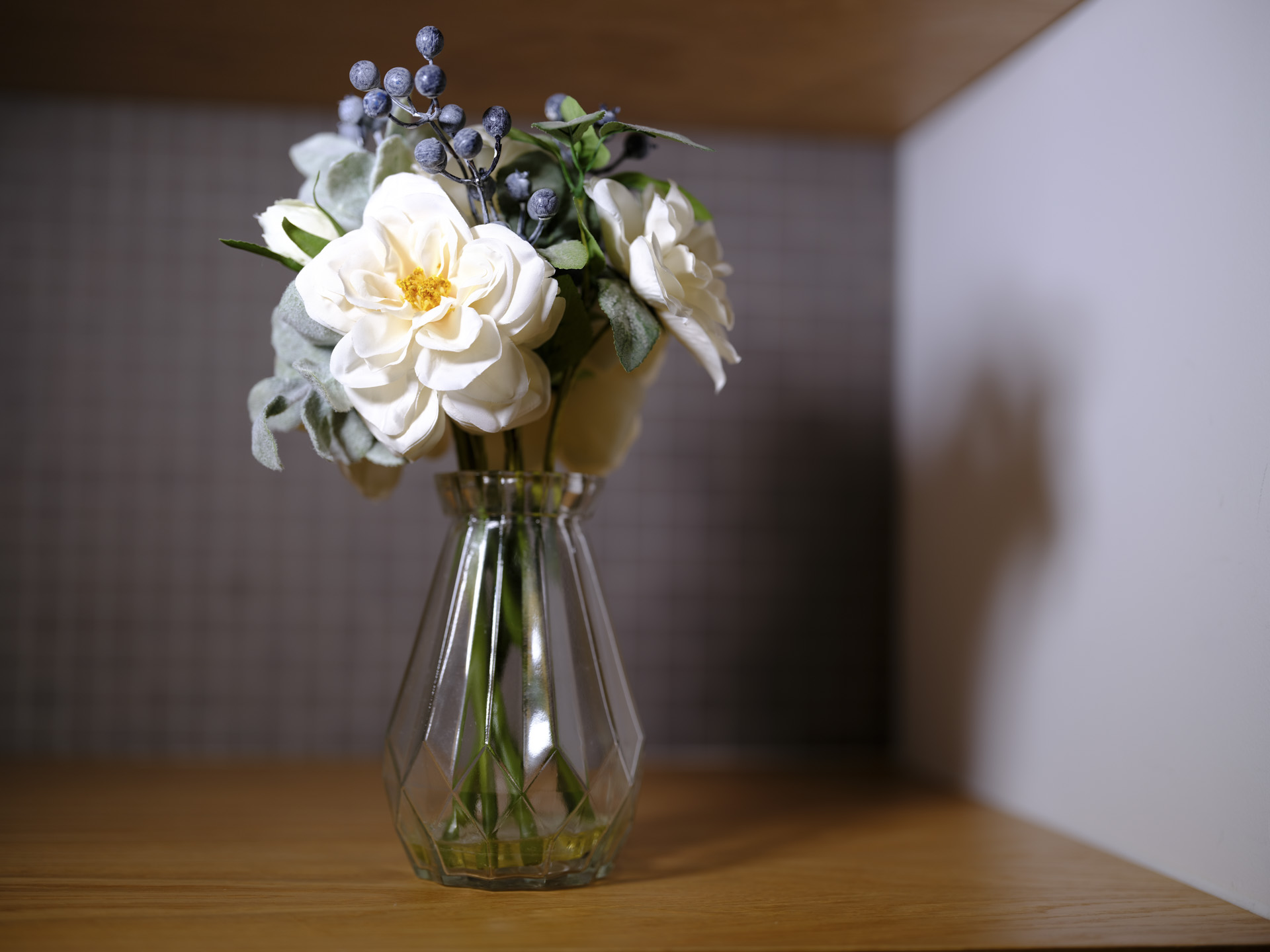 Flowers on a wooden table with standard Fujifilm film simulation