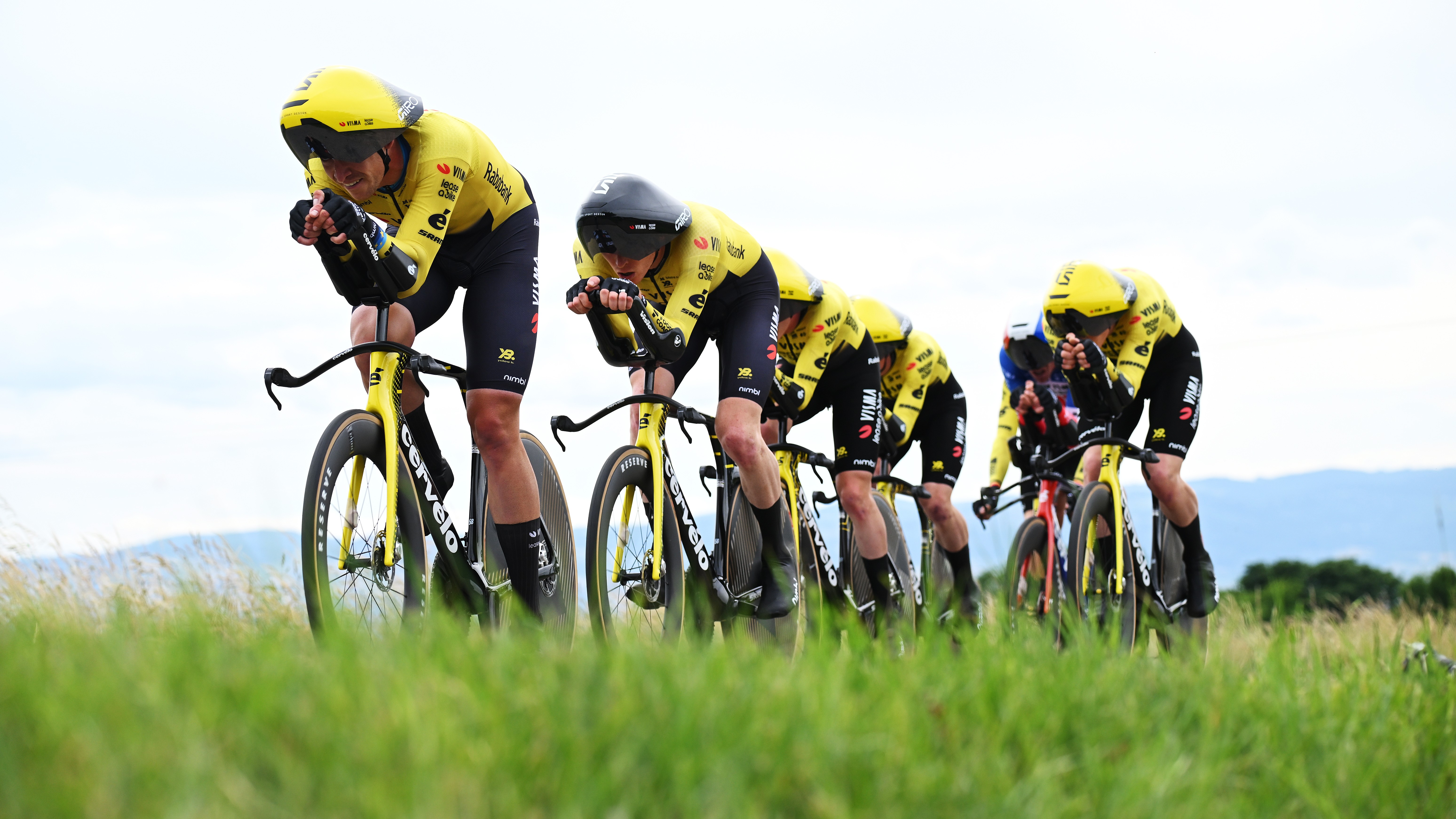 'When you win, it’s a good test’ - Visma-Lease a Bike confident ahead of Tour de France opening TTT
