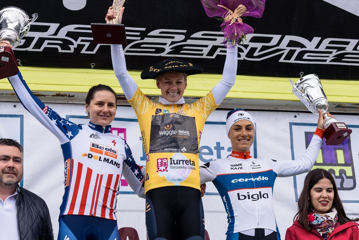 Emma Johansson on the final Emakumeen Bira podium.