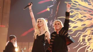 Taylor Momsen and Brandi Carlile take the applause at the Rock and Roll Hall of Fame