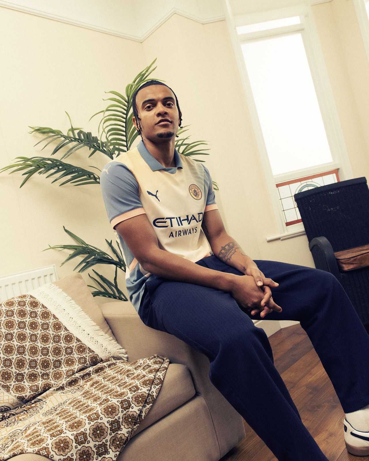 Manchester City Oasis kit