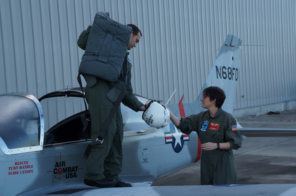 SPACE.com Staff Writer Miriam Kramer Readies for Flight