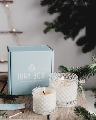 IggyBox candle subscription service