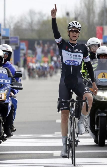 Niki Terpstra (Omega Pharma - QuickStep) wins Dwars door Vlaanderen