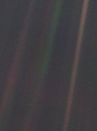 pale blue dot voyager 1 image