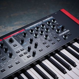 Roland V-Stage 76