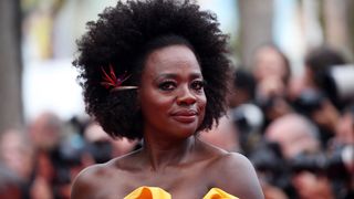 Viola Davis mother of the bride hairstyle
