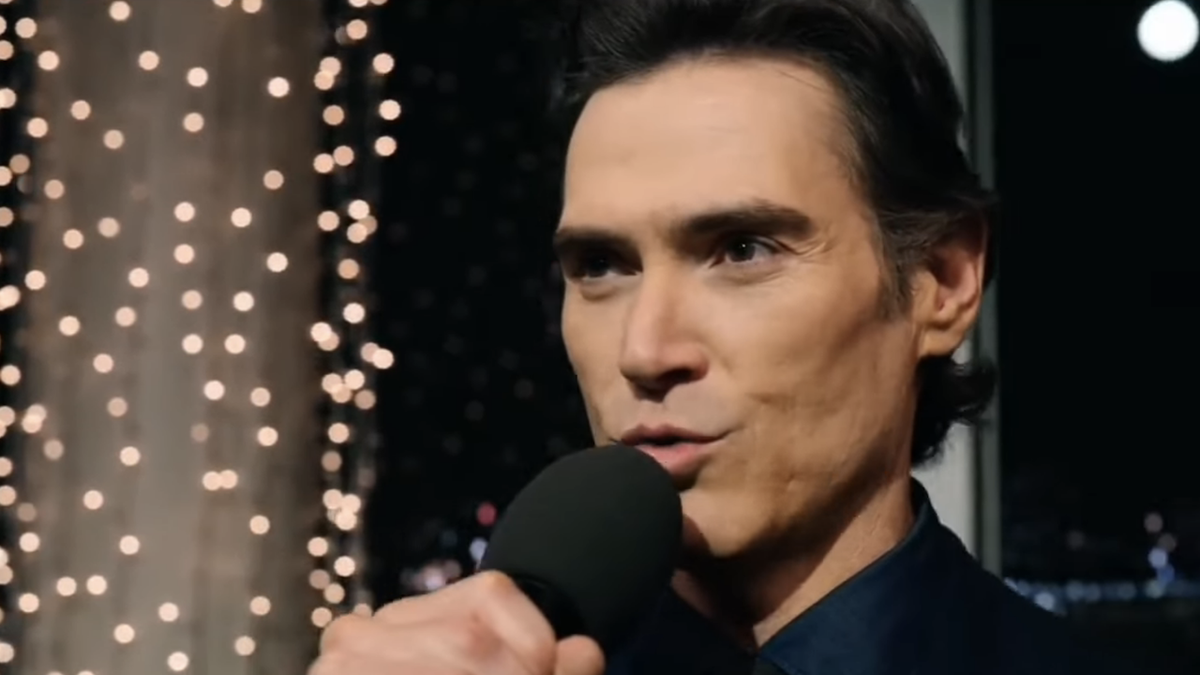 Billy Crudup singing in The Morning Show Season 1