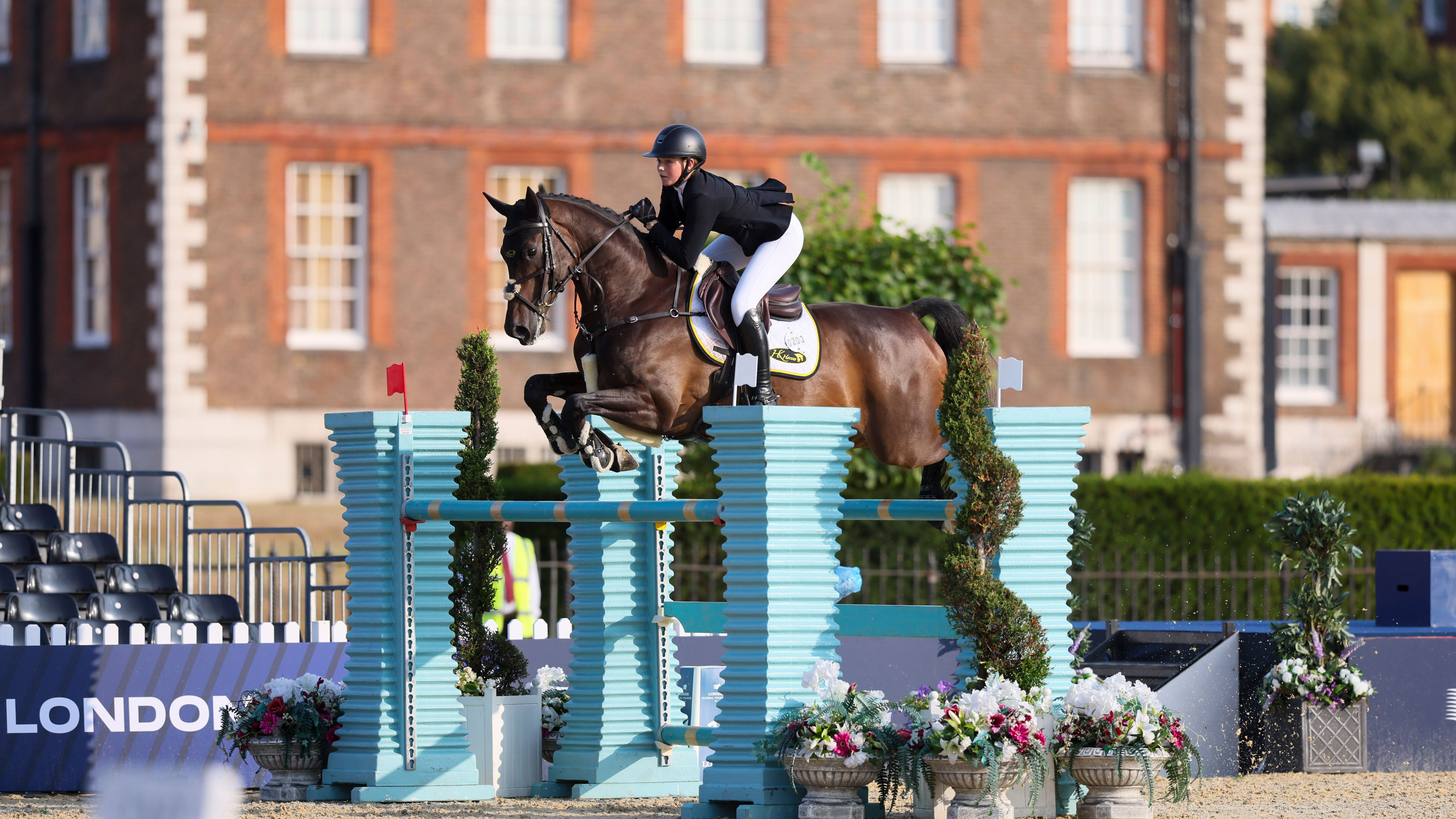 Rachel Proudley and Petitfour VD Wareslage win the Hunter Woodshavings CSI2* 1.45m infront of Chelsea Hospital at the Longines Global Champions Tour, London 2024