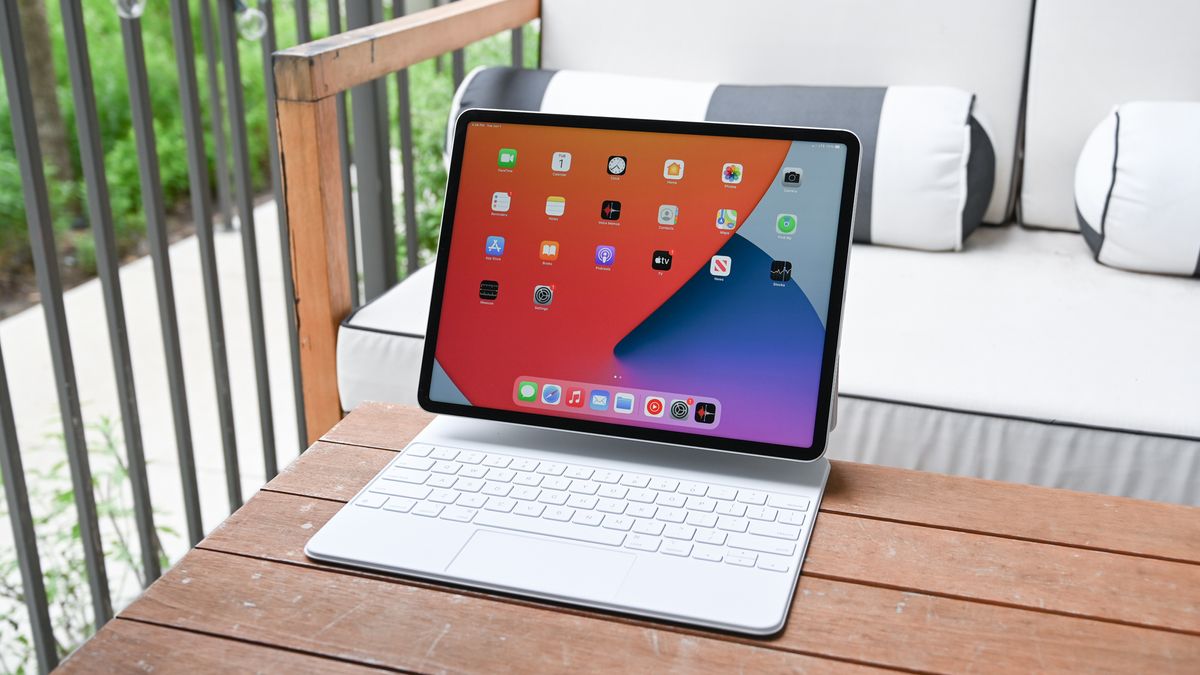 iPad Pro 2021 (12.9inch) review Laptop Mag