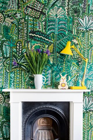 18 beautiful botanical wallpaper ideas | Real Homes