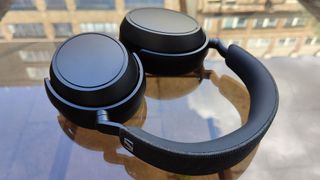 Sennheiser Momentum 4 Wireless review: headphones from the back