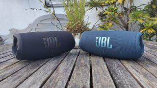 JBL Charge 5 Wi-Fi vs JBL Charge 5