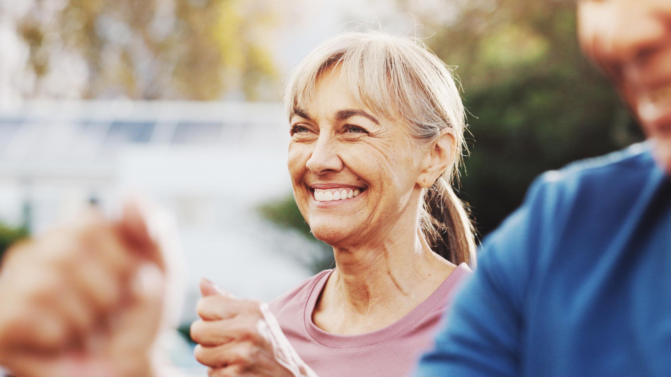 I’m a personal trainer who works with seniors: This is my joint-friendly workout for clients over 50 to build strength and boost coordination