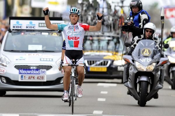 Philippe Gilbert (Omega Pharma-Lotto) out-sprinted Leukemans to win Brabantse Pijl