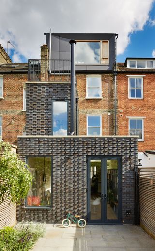 contemporary extension to terrace house