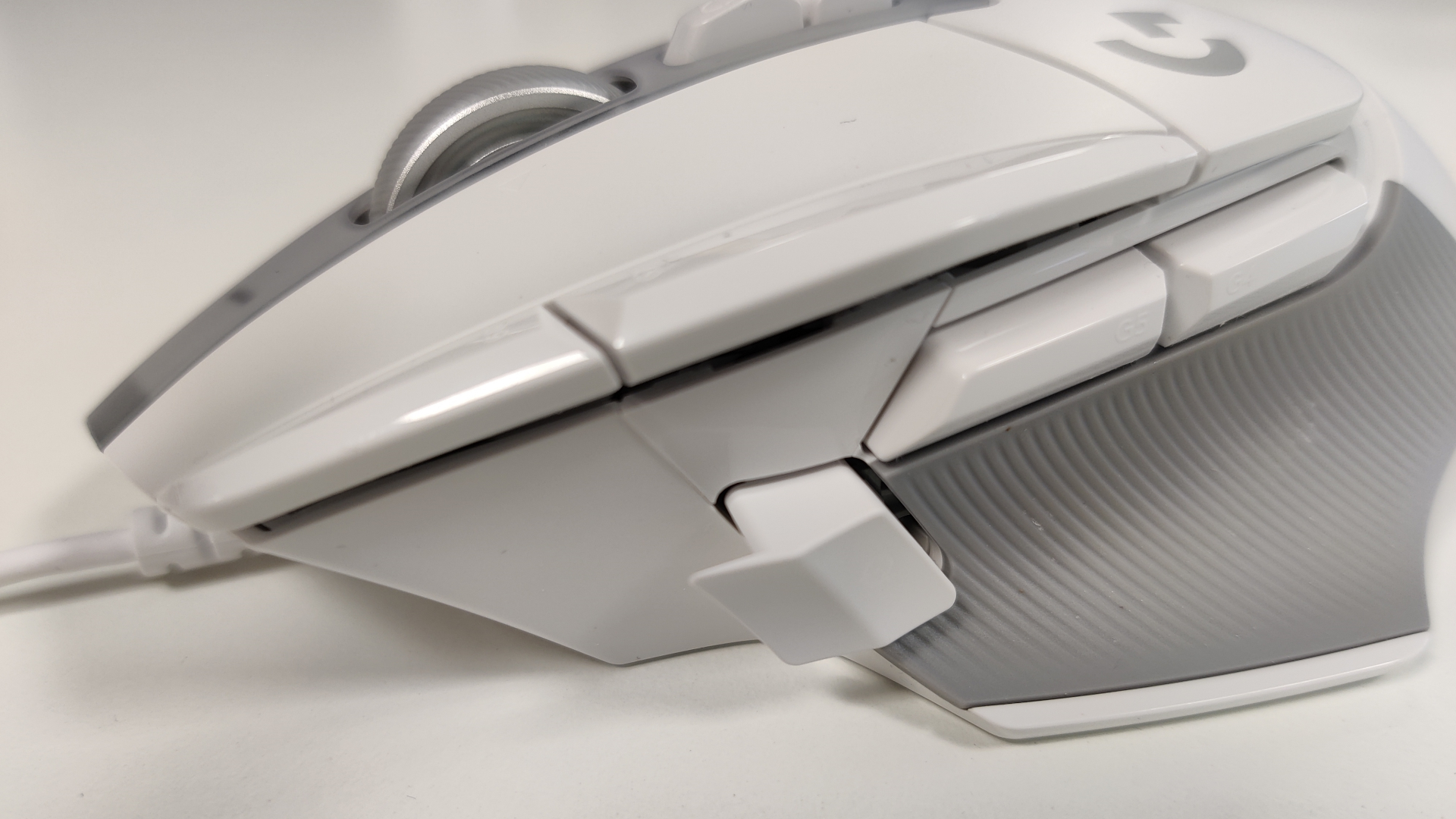 The Logitech G502 X side on.