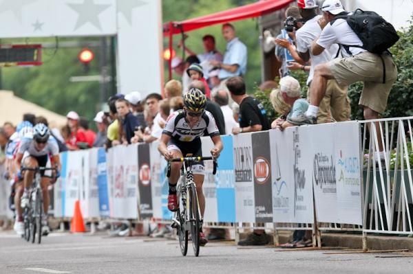 Lawson Craddock (Trek-Livestrong) launches an attack