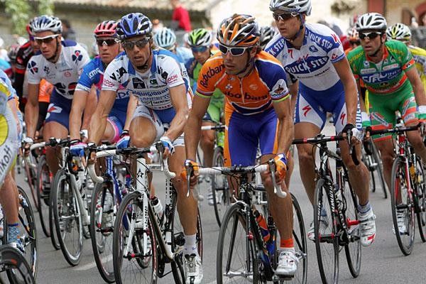 Oscar Freire (Rabobank) attentive in the end.
