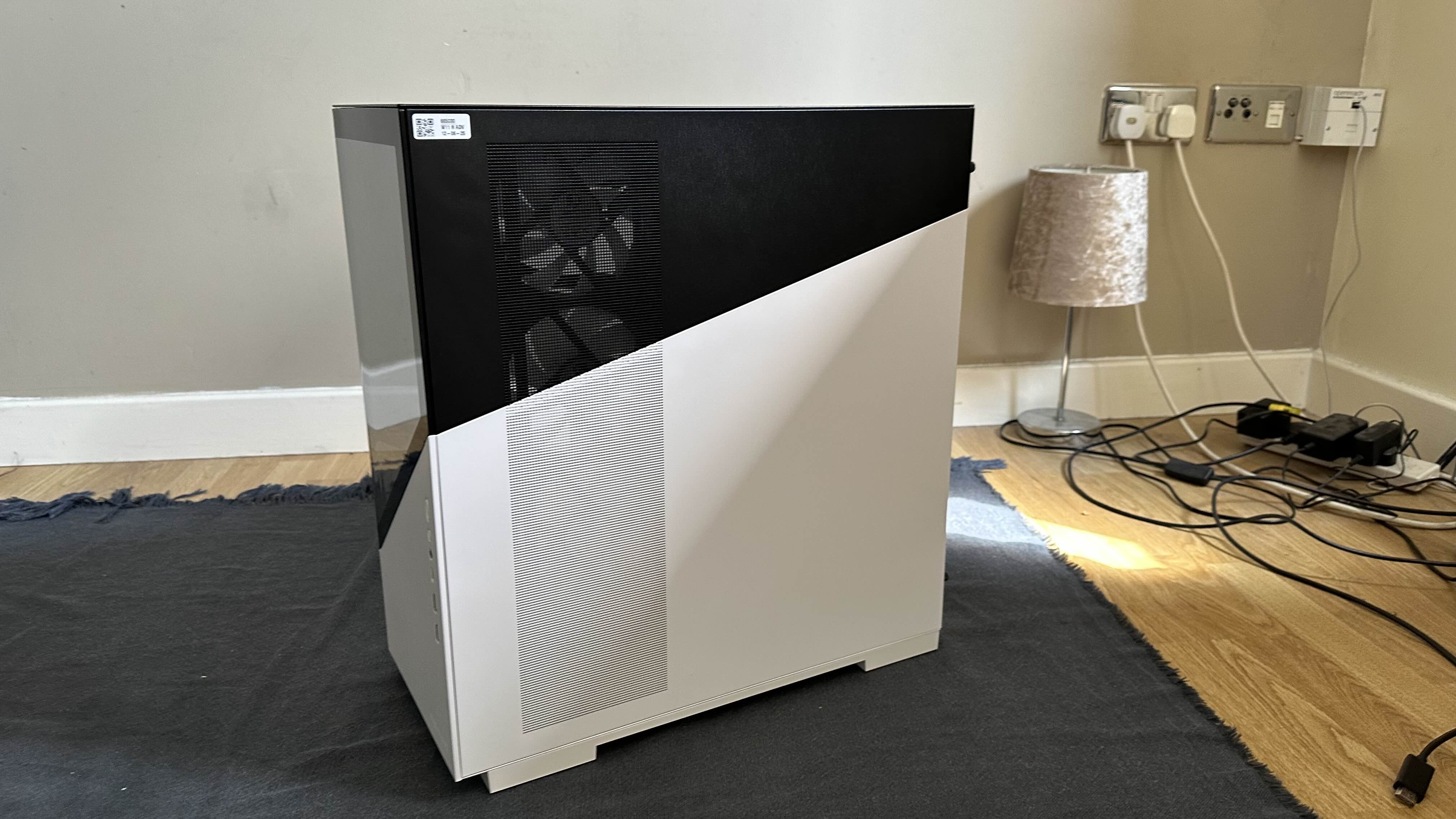 The CyberPowerPC Ultra XT3D from the right hand side