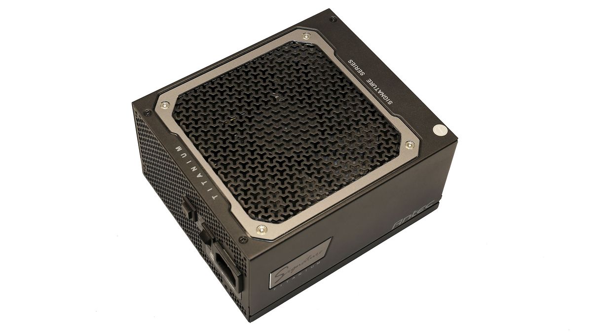 Antec Signature Titanium 1000W Product Photos