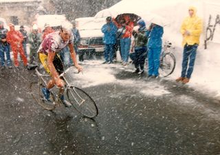 1988, Giro d'Italia, stage 14 Johan Van der Velde on the Gavia pass