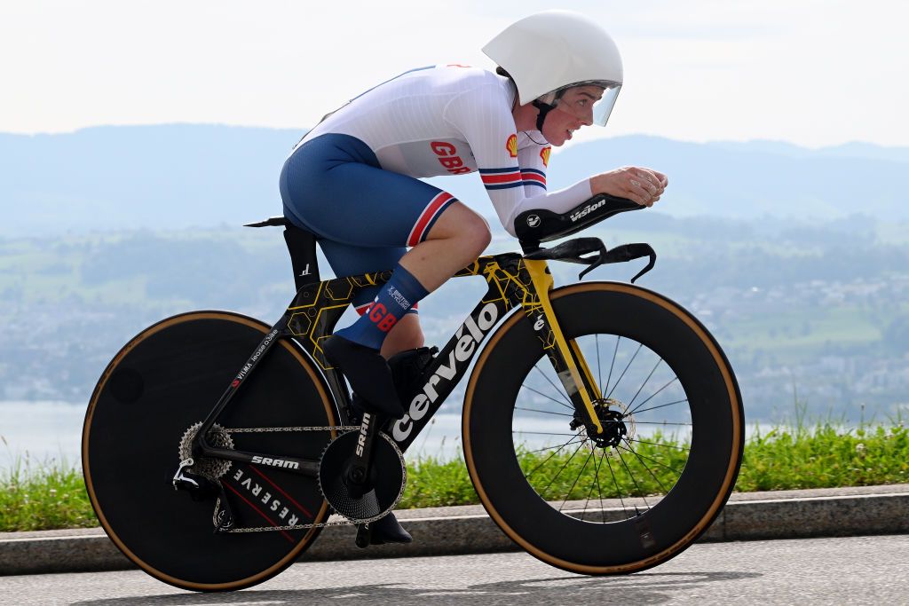 ZURICH SWITZERLAND SEPTEMBER 22 Anna Henderson of Team The United Kingdom sprints during the 97th UCI Cycling World Championships Zurich 2024 Womens Elite Individual Time Trial a 299km one day race from Gossau to Zrich on September 22 2024 in Zurich Switzerland Photo by Dario BelingheriGetty Images