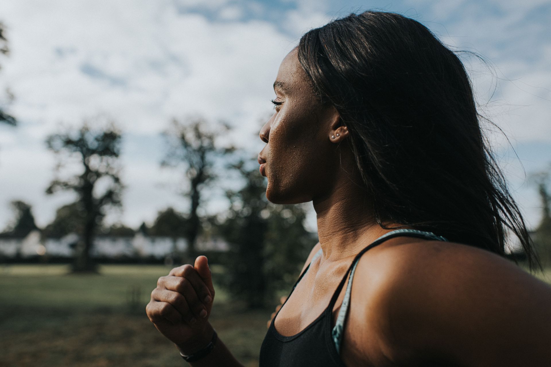 Self care ideas: Woman jogging in a Park