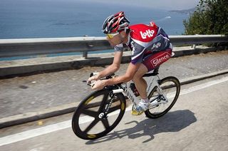 Cadel Evans (Silence-Lotto) trains.