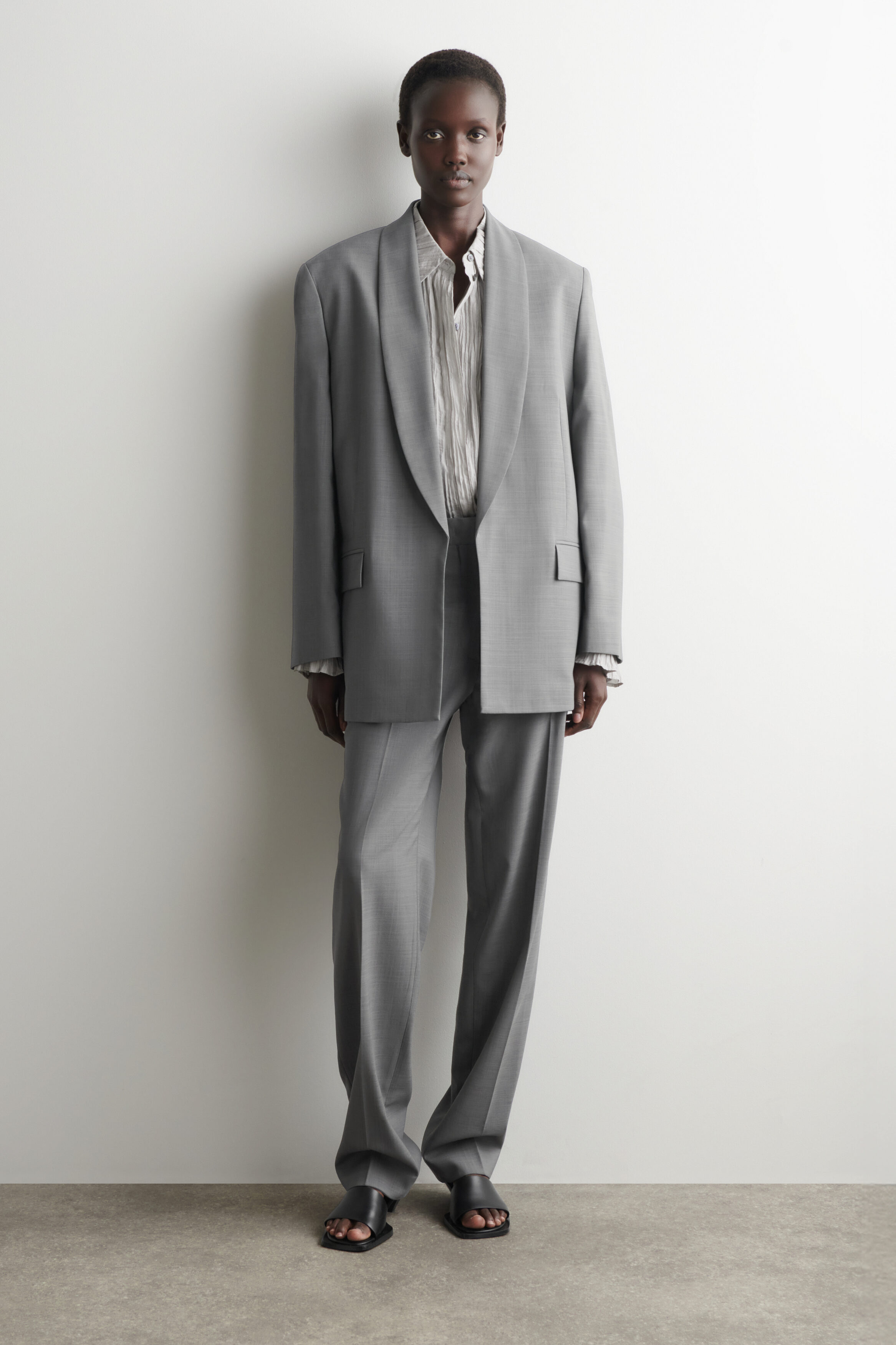 Shawl-collar wool blazer