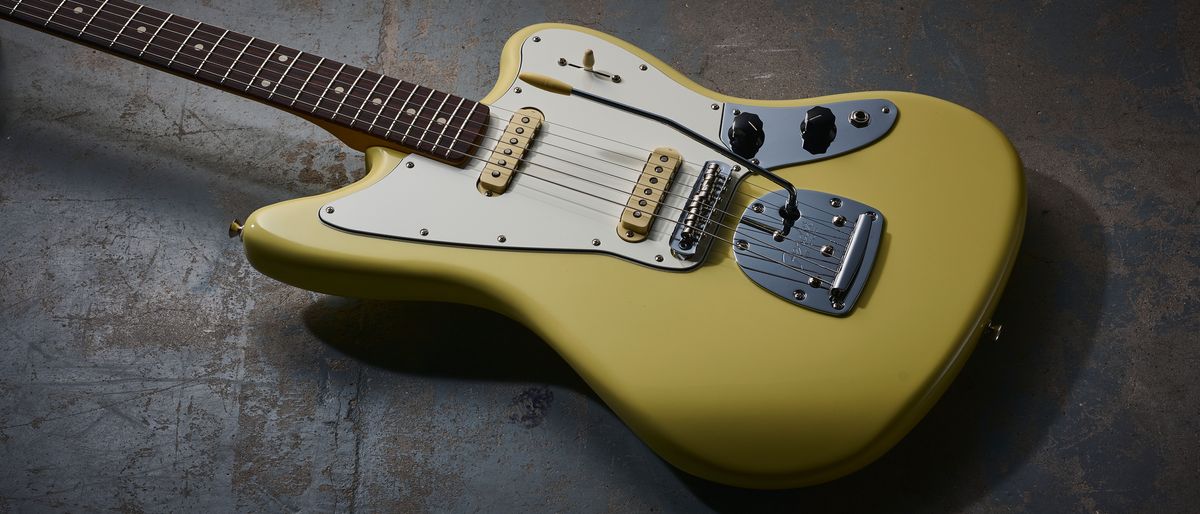 Fender Player II Jaguar in Hialeah Yellow