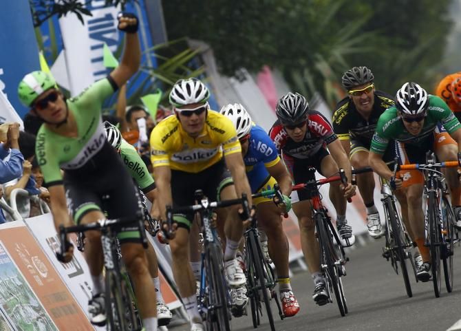 Hofland kept the yellow jersey