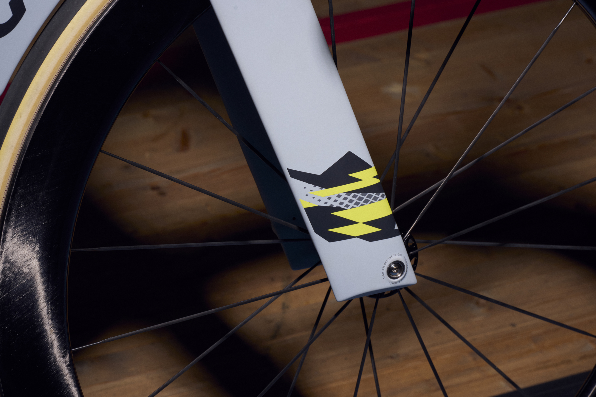 Shots of Colnagos new track bike