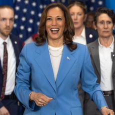 kamala harris in a blue suit