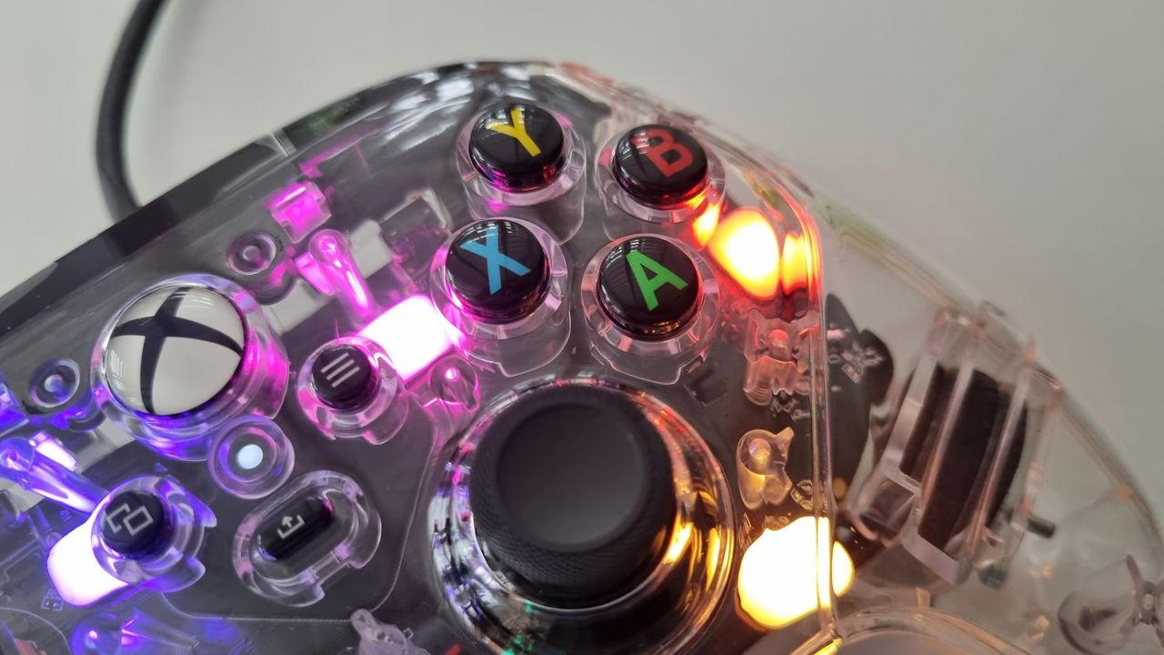 HyperX Clutch Gladiate RGB