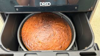 Dreo ChefMaker Combi Fryer finished cake