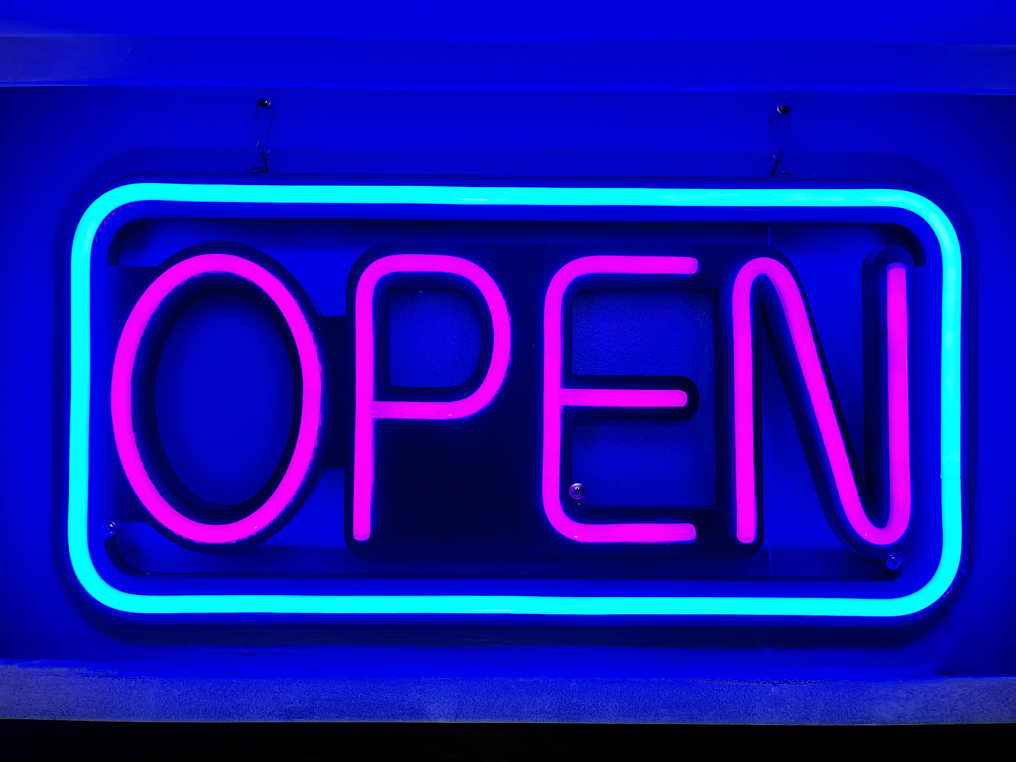 neon open sign