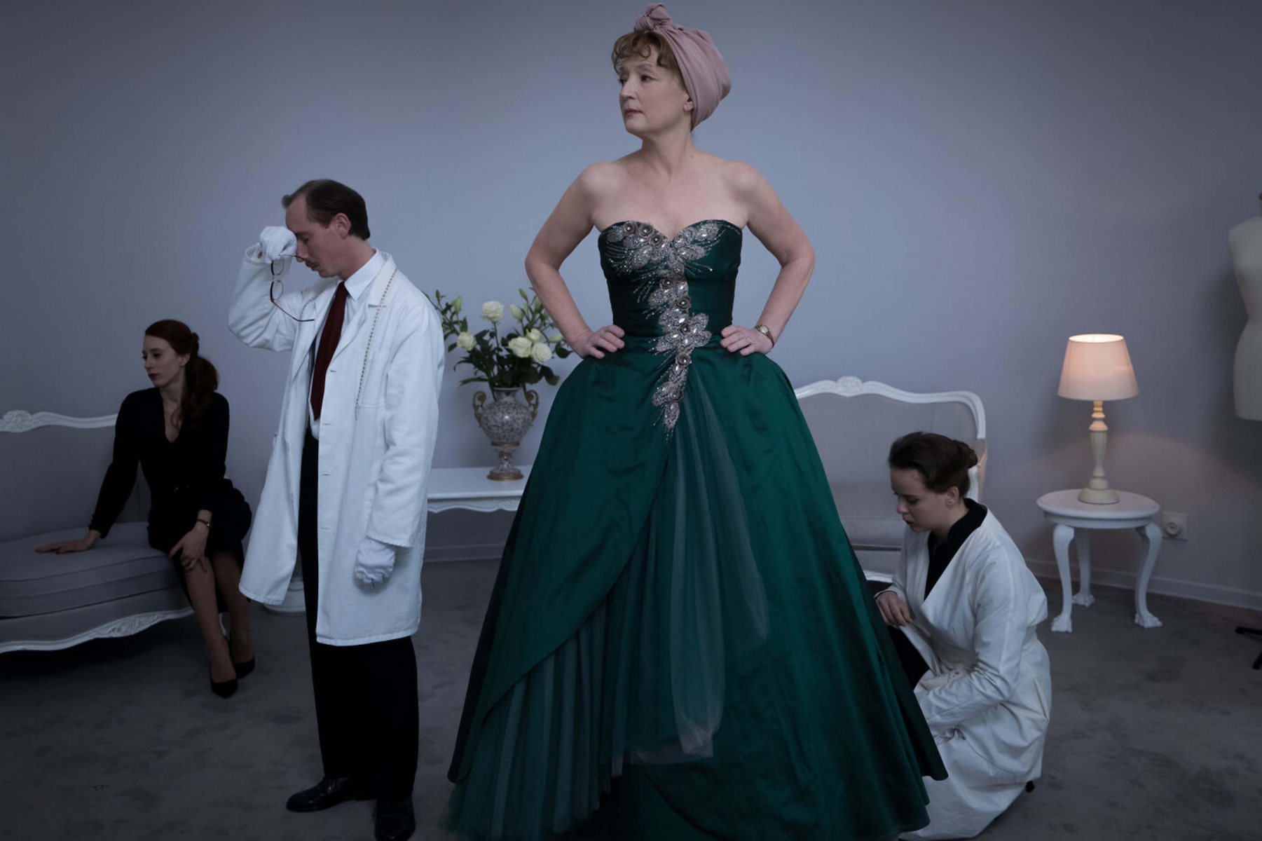 Mrs Harris Goes to Paris (2022), Lesley Manville (costume designer Jenny Beavan)