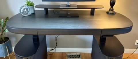 Eureka Ergonomic Opal standing desk review: Beautiful, stylish, and solid — but I can't ignore the mediocre storage