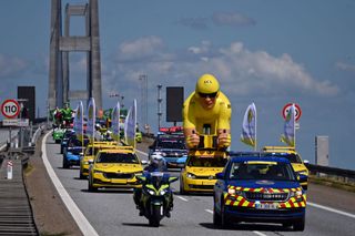 Tour de france caravan