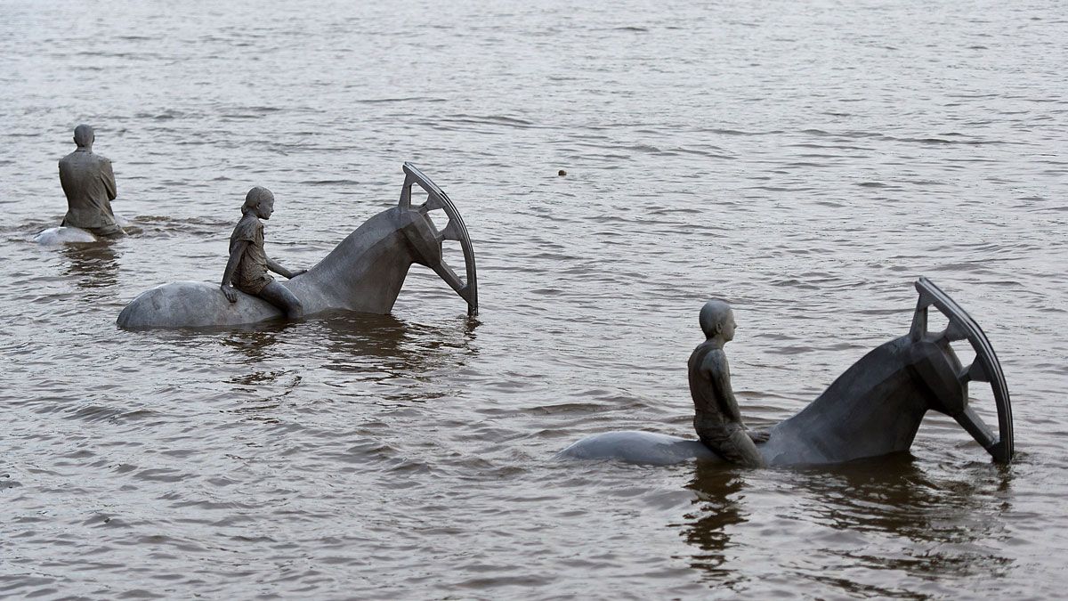 Rising Tide sculpture
