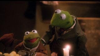 Robin and Kermit in Muppet Christmas Carol