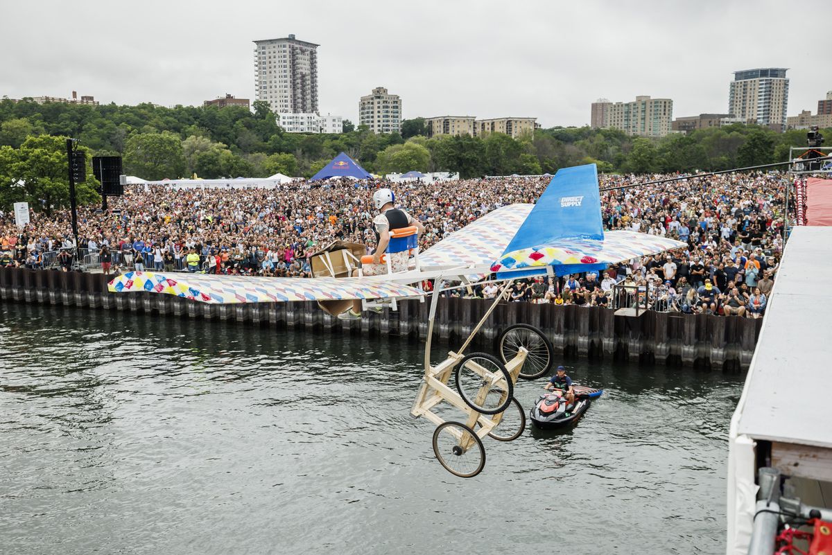 Red Bull Flugtag 2022