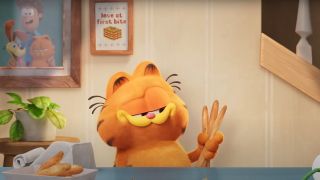 Garfield with breadsticks
