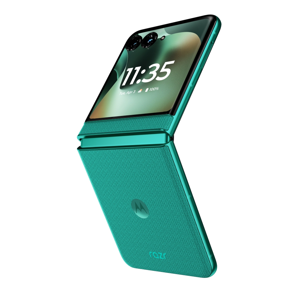 Motorola Razr 2026 render
